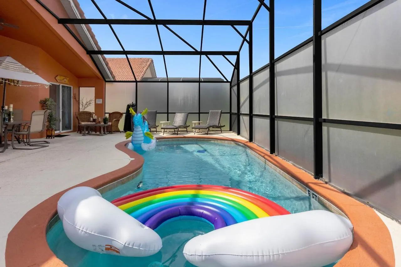 Solana Tropical House With Pool, Game Room Near Disney ダベンポート