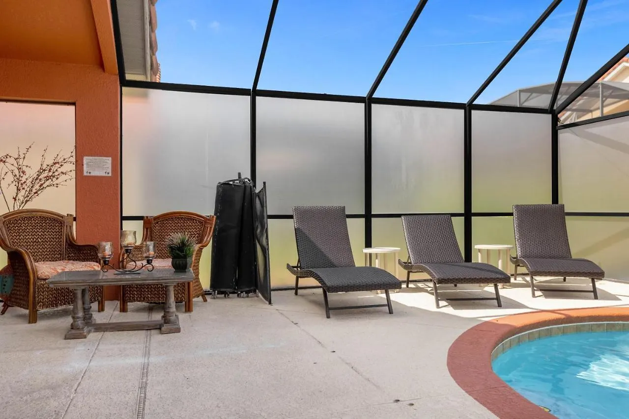 Villa Solana Tropical House With Pool, Game Room Near Disney Davenport