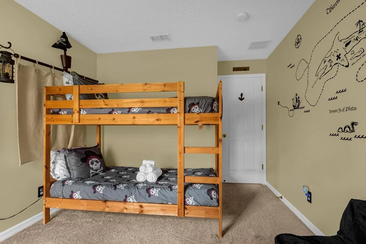 Solana Tropical House With Pool, Game Room Near Disney Davenport